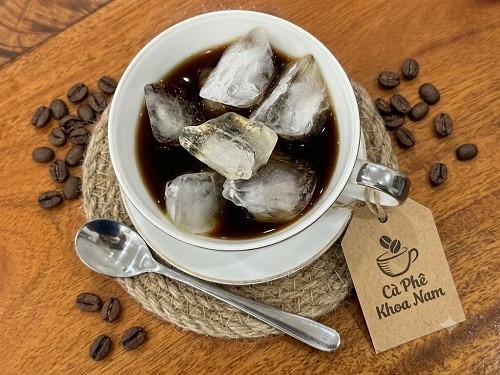 04 DẤU HIỆU CẢNH BÁO BẠN ĐANG UỐNG QUÁ NHIỀU CÀ PHÊ